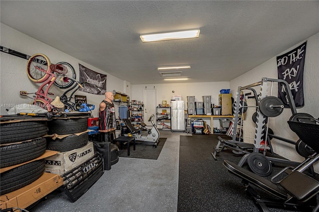 10608 NW 36th St, Coral Springs, FL 33065 - workout area with a textured ceiling