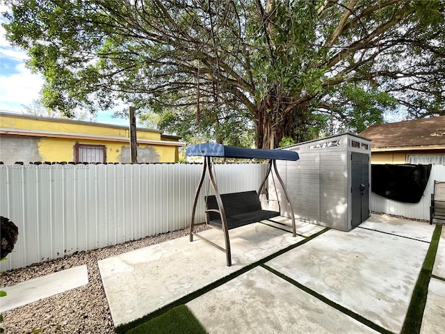 2957 NW 45th St, Miami, FL 33142 - view of patio / terrace