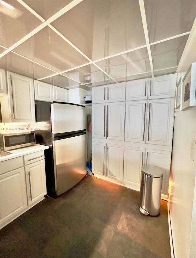 1228 W Ave Unit 911, Miami Beach, FL 33139 - below grade area featuring freestanding refrigerator