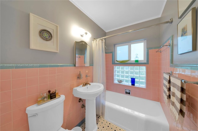 2665 SW 17th Ave, Miami, FL 33133 - bathroom featuring tile walls, shower / bath combination with curtain, ornamental molding, and a wainscoted wall