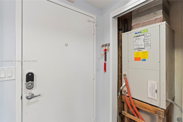 1700 NE 105th St Unit 312, Miami Shores, FL 33138 - utilities featuring heating unit