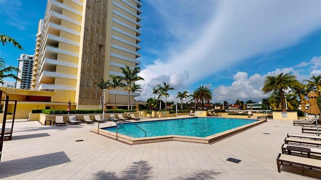 5600 Collins Ave Unit 10A, Miami Beach, FL 33140 - community pool with a patio area