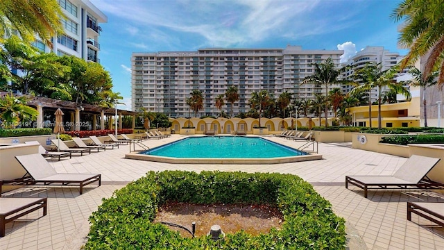 5600 Collins Ave Unit 10A, Miami Beach, FL 33140 - community pool featuring a patio area