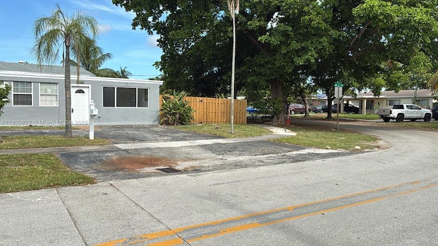 3851 NW 3rd Ter, Deerfield Beach, FL 33064 - view of road