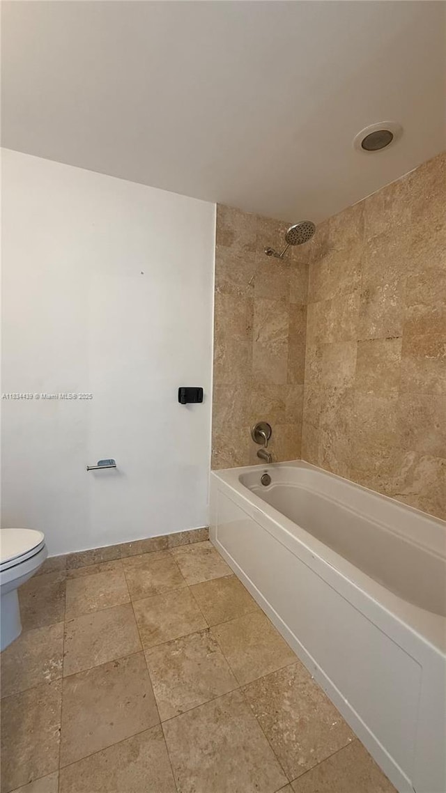 350 S Miami Ave Unit 302, Miami, FL 33130 - bathroom with toilet and bathing tub / shower combination
