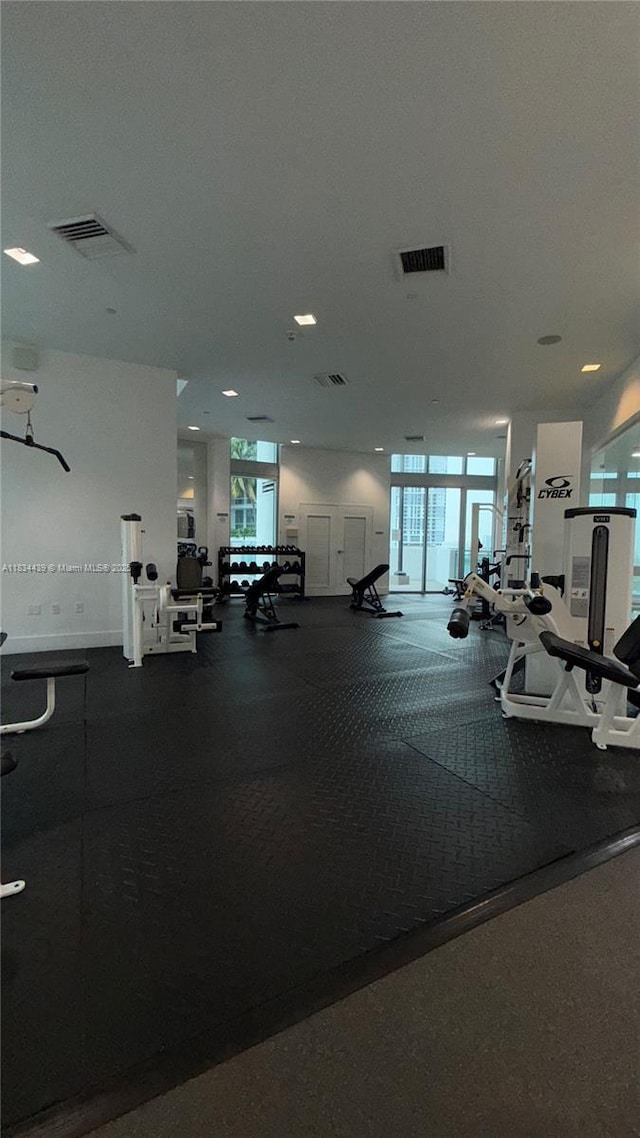 350 S Miami Ave Unit 302, Miami, FL 33130 - workout area featuring recessed lighting
