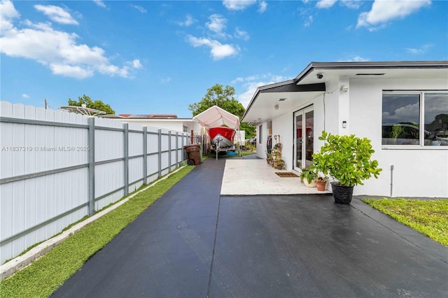 231 E 41st St, Hialeah, FL 33013 - view of patio / terrace