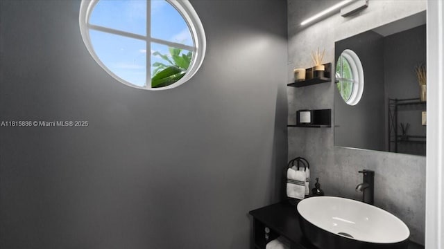 18701 Shauna Manor Dr, Boca Raton, FL 33496 - bathroom with a sink