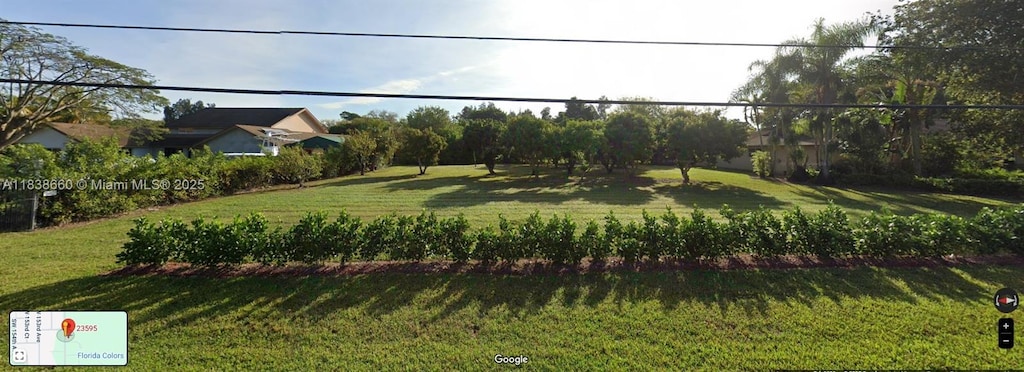 23595 SW 152nd Ave, Homestead, FL 33032 - view of grassy yard