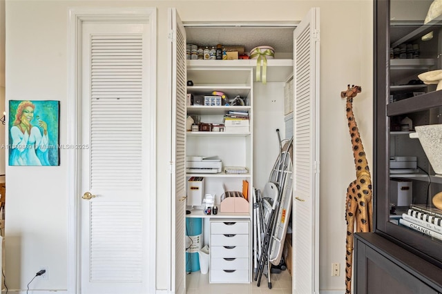20379 W Country Club Dr Unit Ph38, Aventura, FL 33180 - view of closet