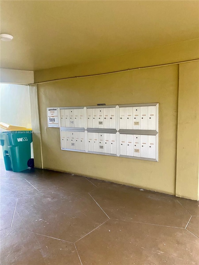 5335 NW 10th Ct Unit 208, Plantation, FL 33313 - view of property's community with mail area