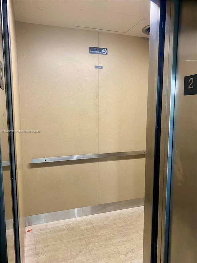 5335 NW 10th Ct Unit 208, Plantation, FL 33313 - detailed view of elevator