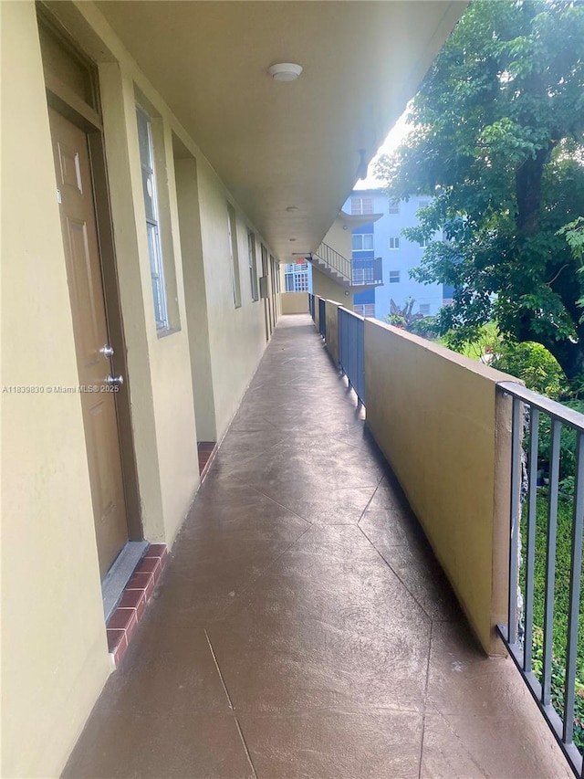 5335 NW 10th Ct Unit 208, Plantation, FL 33313 - view of hall