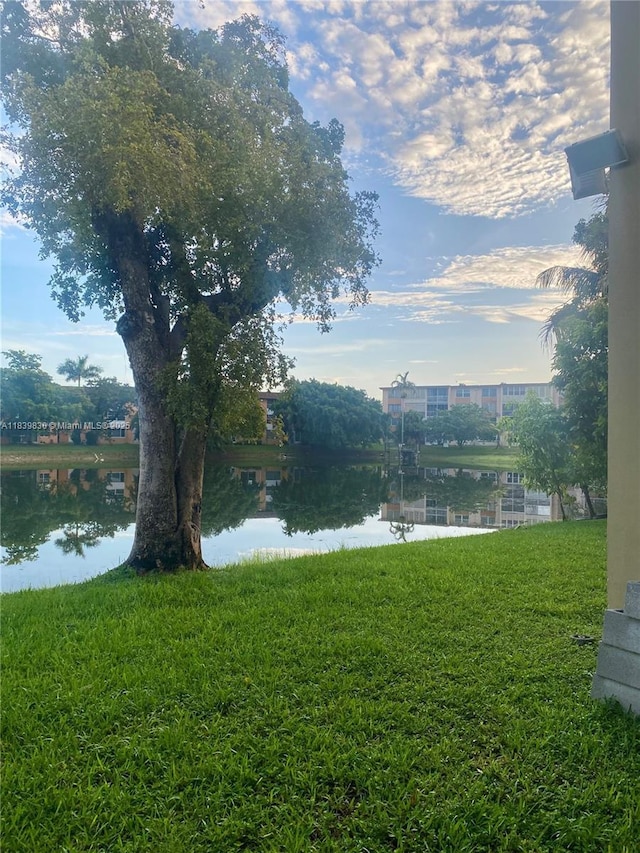 5335 NW 10th Ct Unit 208, Plantation, FL 33313 - water view