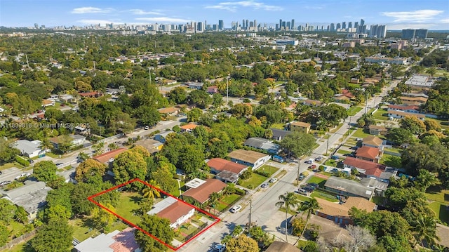 1315 NE 146th St, Miami, FL 33161 - aerial overview of property's location featuring skyline and property boundaries highlighted
