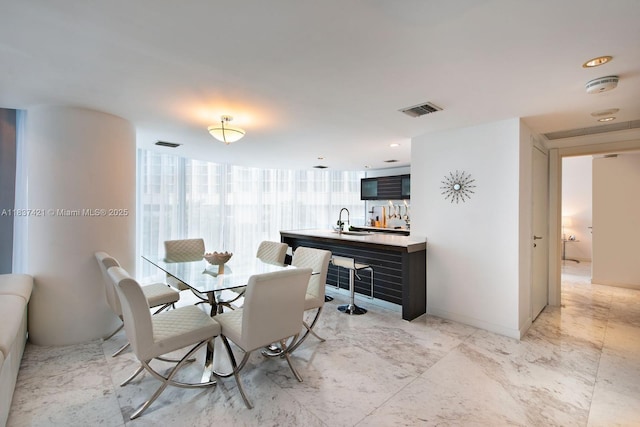 200 Biscayne Boulevard Way Unit 502, Miami, FL 33131 - view of dining space