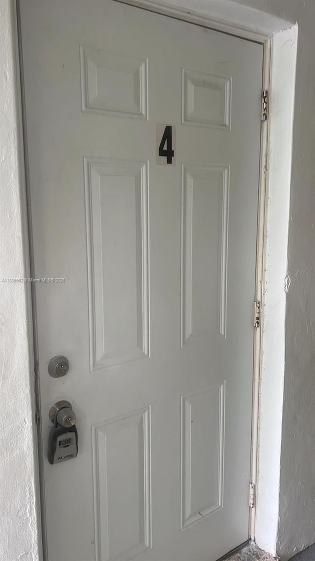 7230 NW 3rd St, Miami, FL 33126 - exterior view