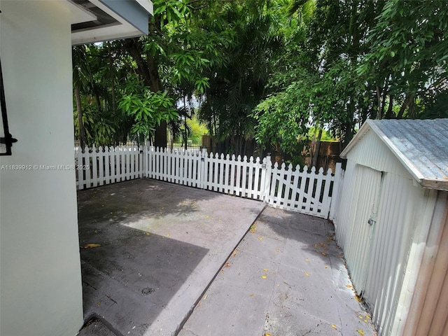305 NW Opa Locka Blvd, North Miami, FL 33168 - view of patio