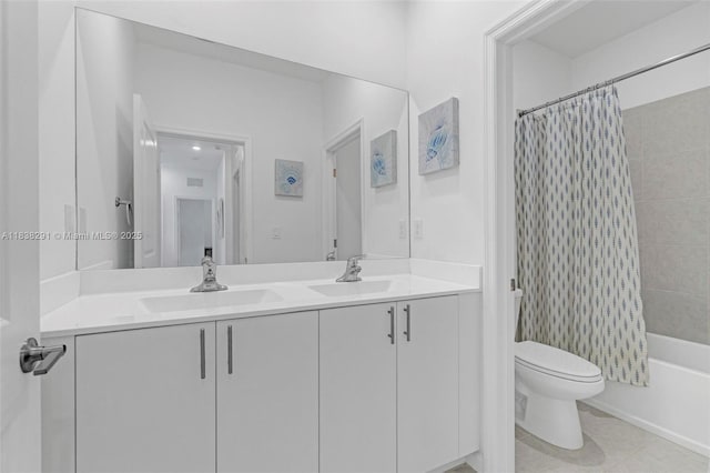 14864 SW 163rd Ter, Miami, FL 33187 - full bath with double vanity and shower / bath combination with curtain