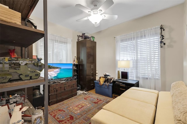 1420 NE 15th Ave, Fort Lauderdale, FL 33304 - living room with a ceiling fan