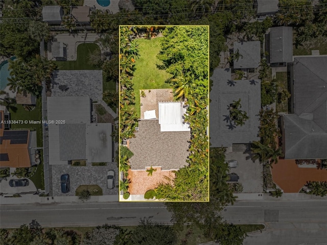 1420 NE 15th Ave, Fort Lauderdale, FL 33304 - aerial overview of property's location featuring property boundaries highlighted