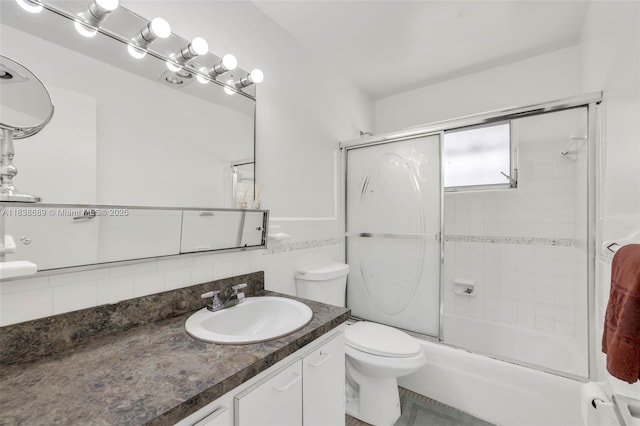 500 S Luna Ct Unit 6, Hollywood, FL 33021 - full bath featuring vanity and shower / bath combination with glass door