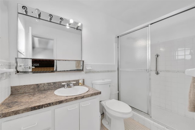 500 S Luna Ct Unit 6, Hollywood, FL 33021 - bathroom featuring a stall shower and vanity