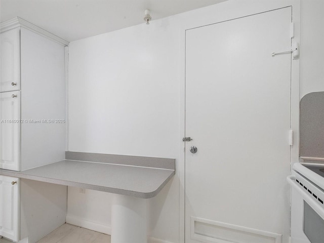 400 Kings Point Dr Unit 523, Sunny Isles Beach, FL 33160 - view of mudroom