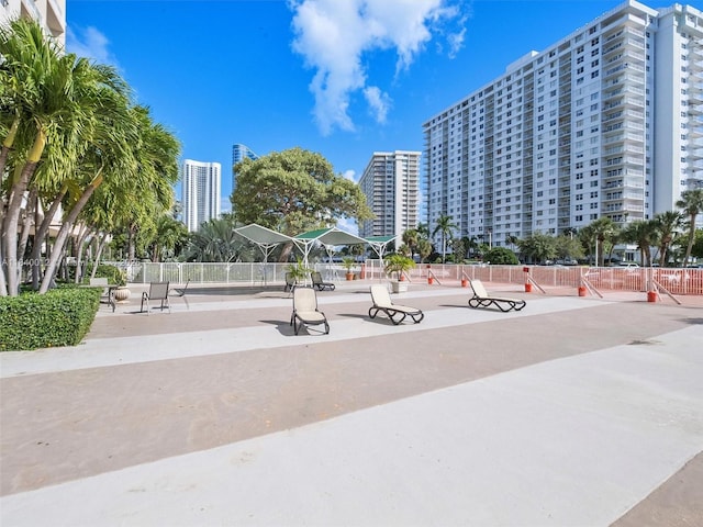 400 Kings Point Dr Unit 523, Sunny Isles Beach, FL 33160 - view of property's community featuring a view of city