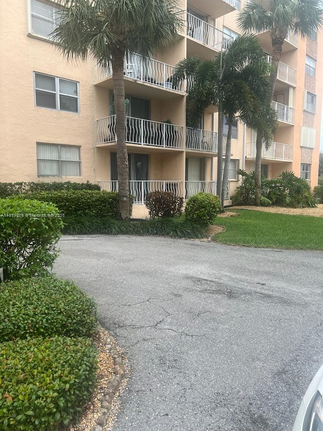 500 Executive Center Dr Unit 2G, West Palm Beach, FL 33401 - photo 16