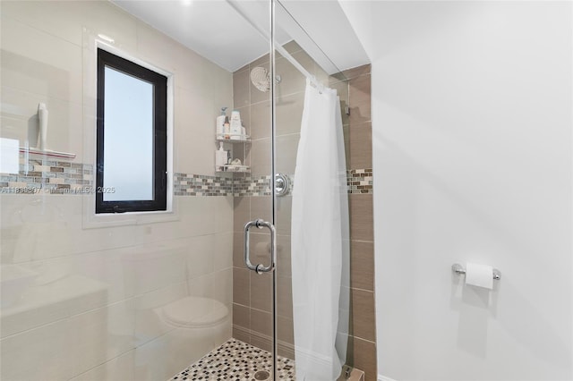 11420 SW 44th St, Miami, FL 33165 - bathroom featuring a shower stall
