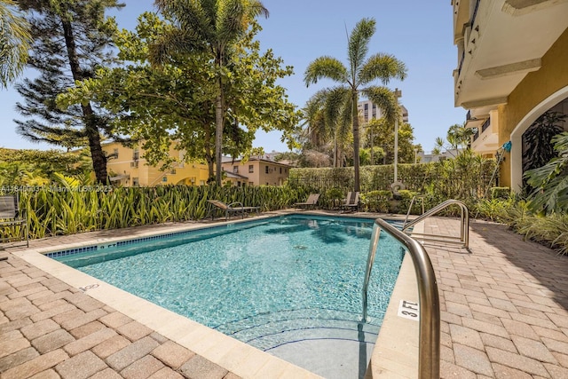 20 Calabria Ave Unit 505, Coral Gables, FL 33134 - community pool featuring a patio