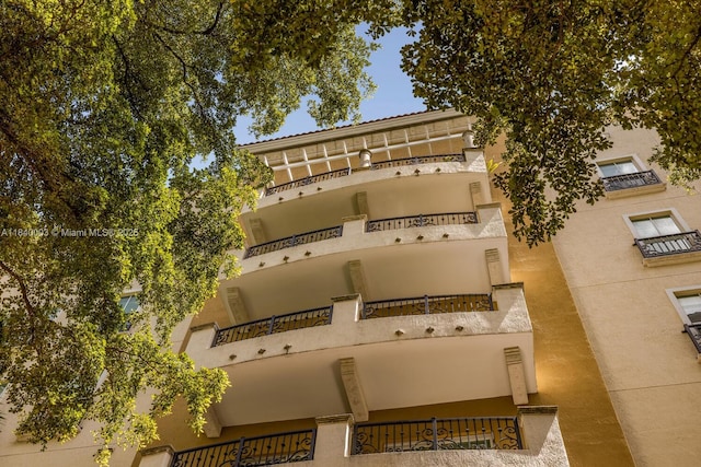 20 Calabria Ave Unit 505, Coral Gables, FL 33134 - view of building exterior