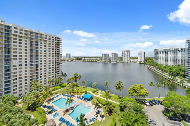 18181 NE 31st Ct Unit 1401, Aventura, FL 33160 - view of urban area featuring a large body of water and a pool