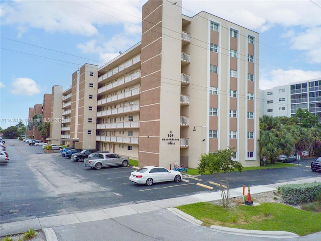 609 NE 14th Ave Unit 603, Hallandale Beach, FL 33009 - photo 2