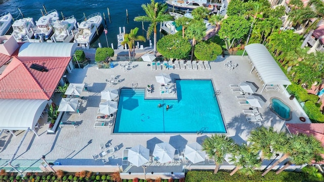 2687 N Ocean Blvd Unit 402-G, Boca Raton, FL 33431 - aerial view of a pool and a large body of water