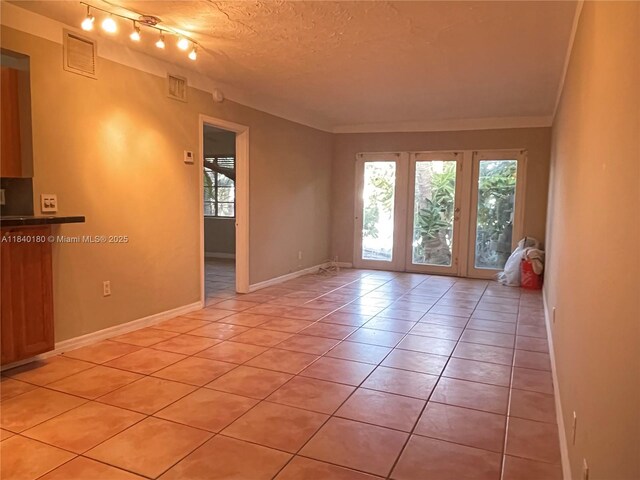 8300 Byron Ave Unit 5, Miami Beach, FL 33141 - view of patio