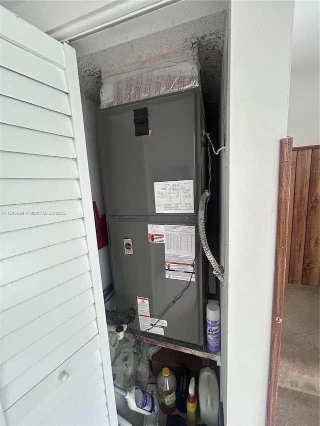 324 Poinciana Dr Unit 906, Sunny Isles Beach, FL 33160 - utilities featuring heating unit
