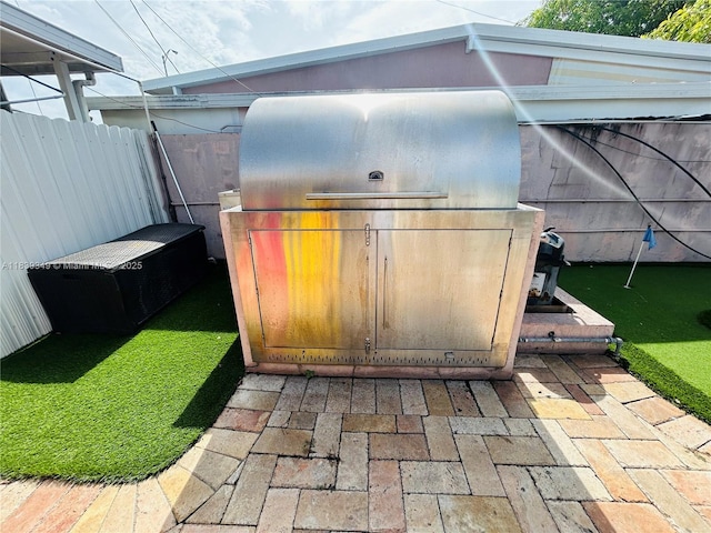 180 E 46th St, Hialeah, FL 33013 - view of patio / terrace