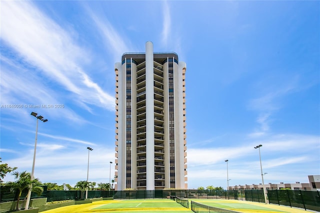 1800 NE 114th St Unit Ph06, Miami, FL 33181 - view of apartment building / complex
