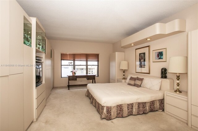 1800 NE 114th St Unit Ph06, Miami, FL 33181 - bedroom featuring light carpet