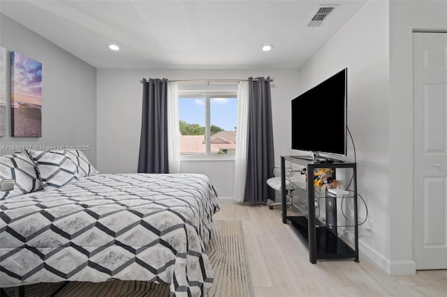 6348 Walk Cir, Boca Raton, FL 33433 - bedroom featuring light wood-type flooring and recessed lighting
