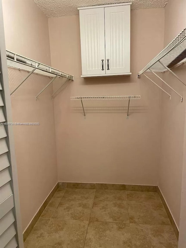3690 N 56th Ave Unit 916, Hollywood, FL 33021 - view of spacious closet