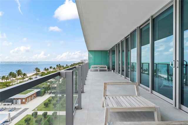 360 Ocean Dr Unit 704S, Key Biscayne, FL 33149 - balcony featuring a water view