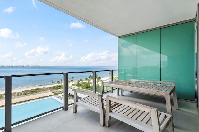 360 Ocean Dr Unit 704S, Key Biscayne, FL 33149 - balcony featuring view of water and beach