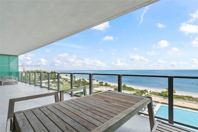 360 Ocean Dr Unit 704S, Key Biscayne, FL 33149 - balcony with view of water and beach