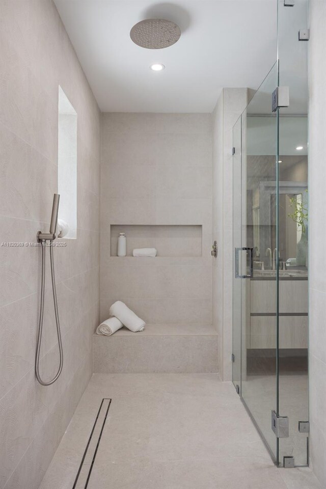 7805 SW 165th St, Palmetto Bay, FL 33157 - full bathroom featuring a shower stall
