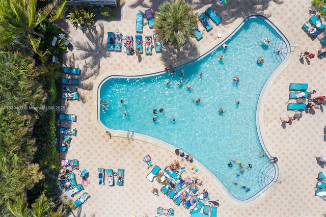 3801 S Ocean Dr Unit 5L, Hollywood, FL 33019 - bird's eye view of a pool