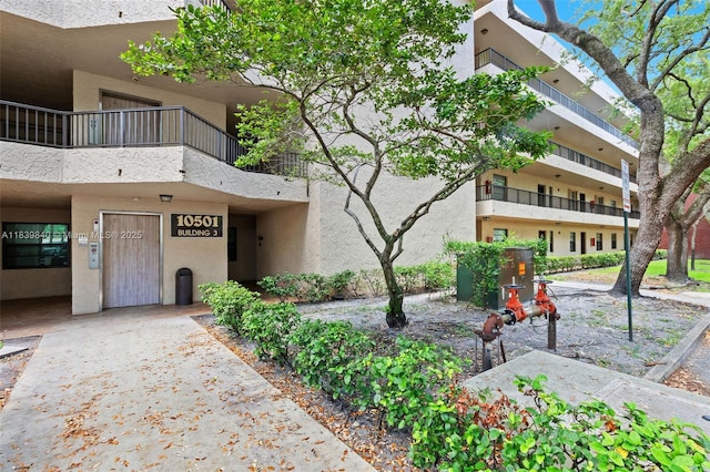 10501 W Broward Blvd Unit 407, Plantation, FL 33324 - photo 2