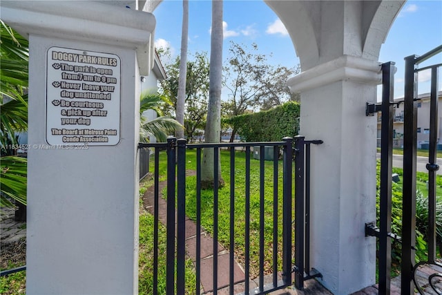 11647 NE 18th Dr Unit 11647, North Miami, FL 33181 - exterior view of a gate